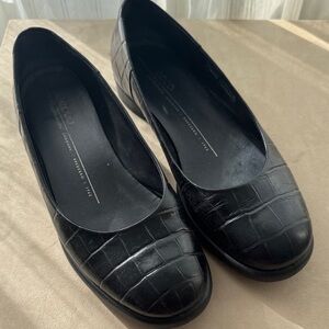 Ecco Black Crocodile Patterned Women's Shoes